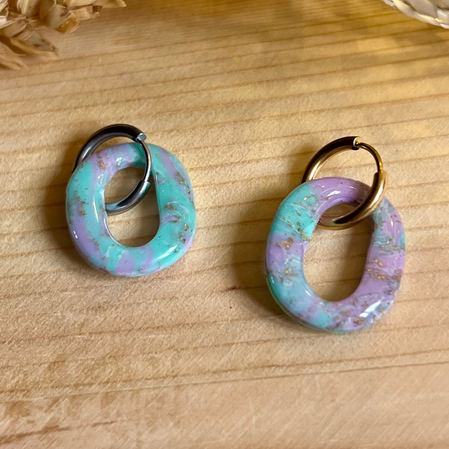 pampilles rondes turquoise et violet